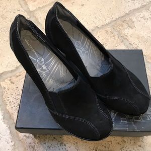 J-41 Blossom black suede shoes